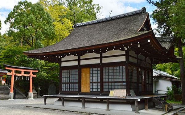 Uji-jinja,_keidai