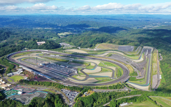 Japanese car and motorcycle race track